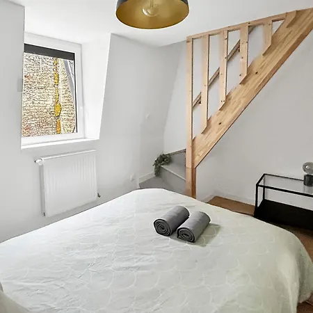 La Maison Peinte Par Eugene Delacroix - Netflix كامبراي