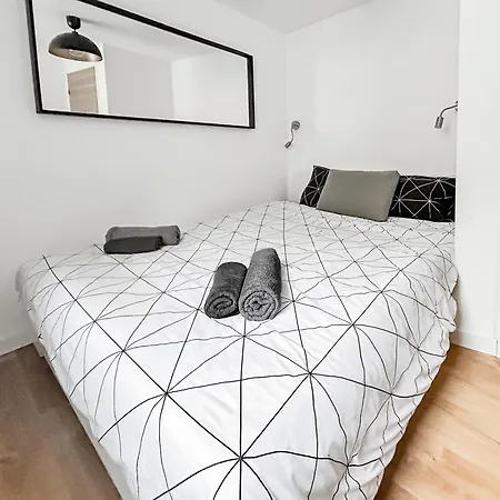 بيت للعطل La Maison Peinte Par Eugene Delacroix - Netflix