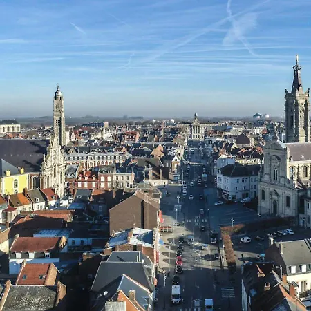 بيت للعطل La Maison Peinte Par Eugene Delacroix - Netflix *